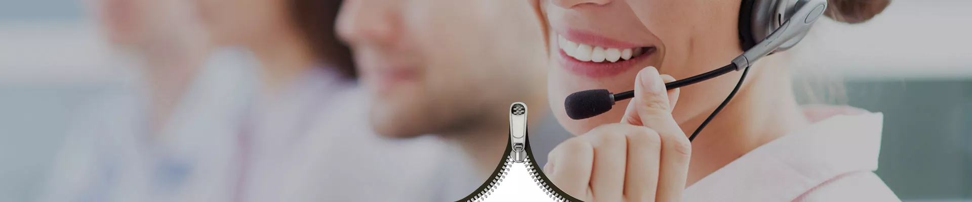 Liên hệ với chúng tôi