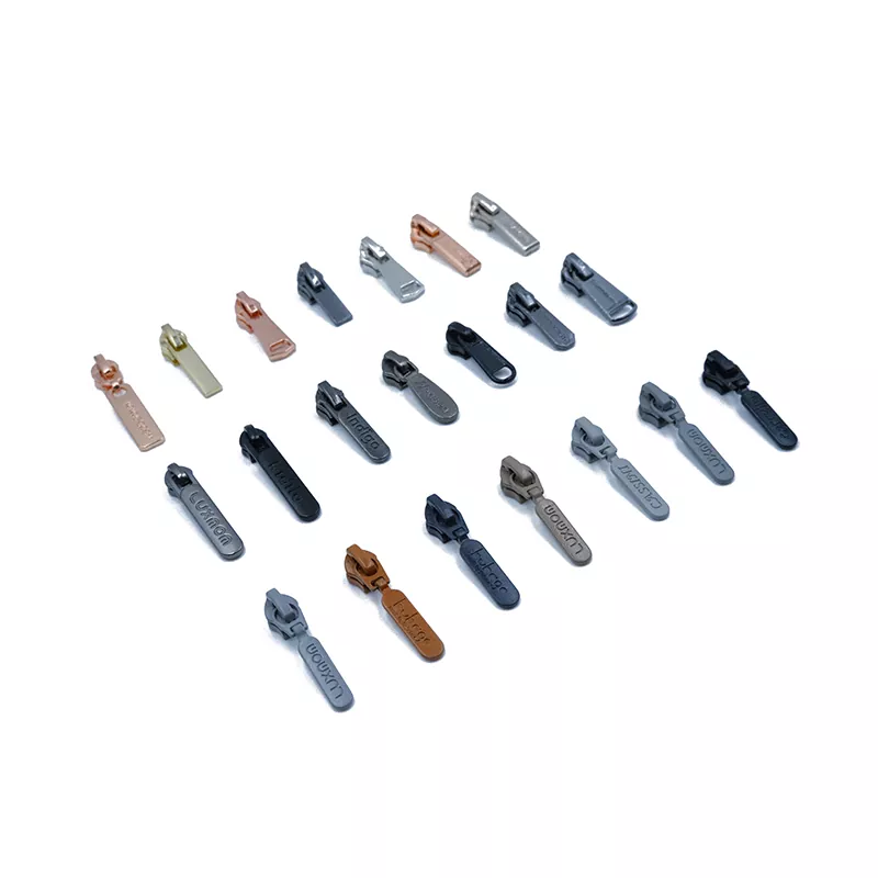 Máy kéo tấm thẻ